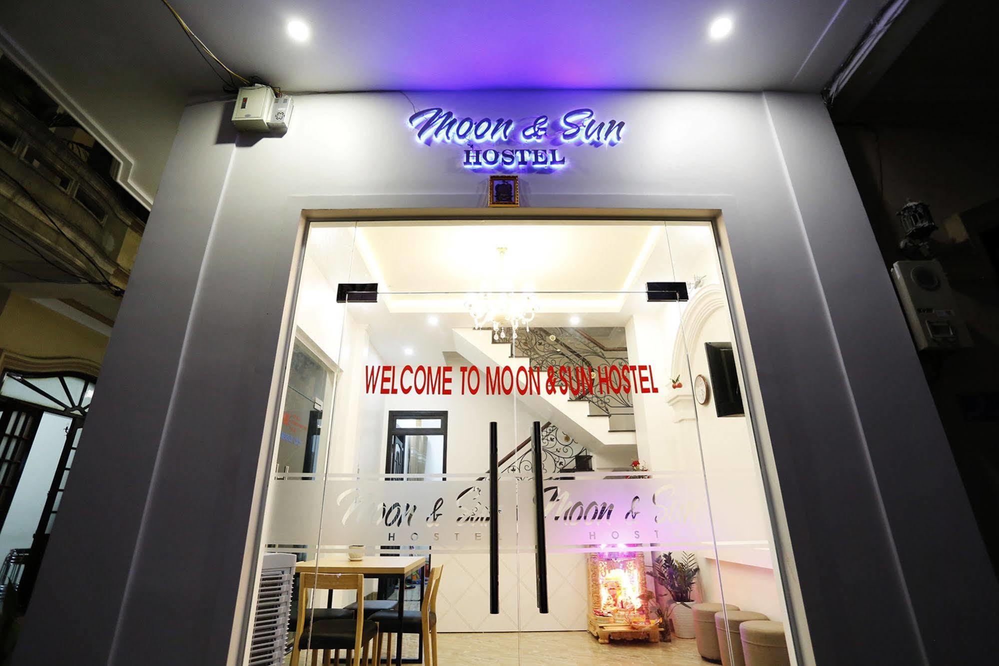 Moon & Sun Hotel Hue Exterior foto
