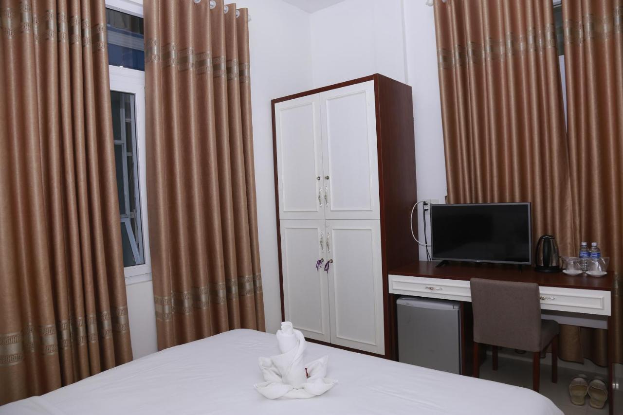Moon & Sun Hotel Hue Exterior foto